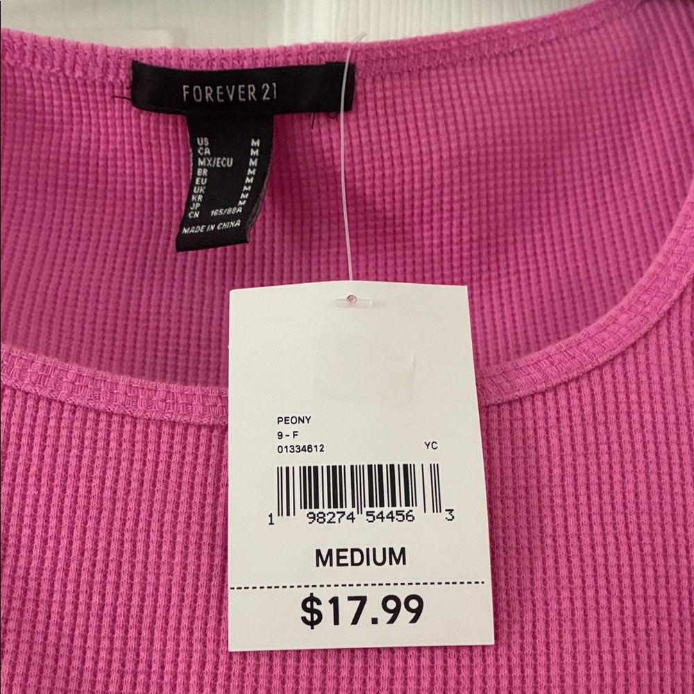 Forever 21 Fuchsia Long Sleeve Crop Top - Picture 2 of 2
